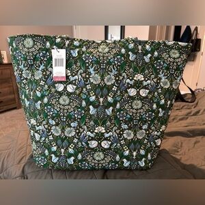 Vera Bradley Grand Tote Enchanted Woodland NWT